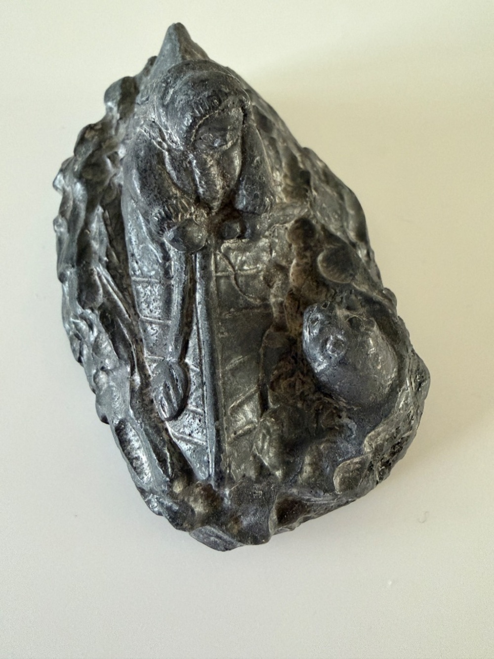 Vintage Edmond Wolf Original Inuit Carved Soapstone Sculpture Eskimo In Kayak 4"